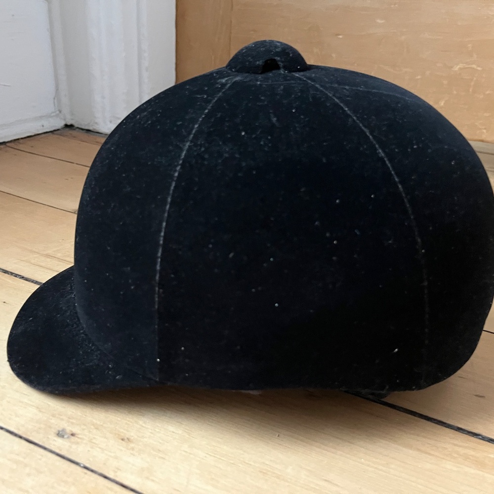 IRH Medalist Hunt Helmet